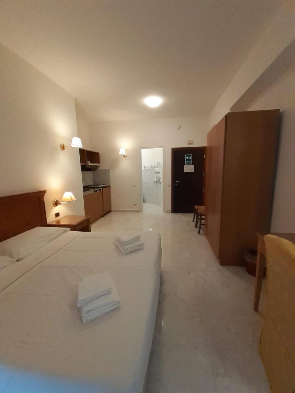 Apartamento Monolocale Metro A Cornelia